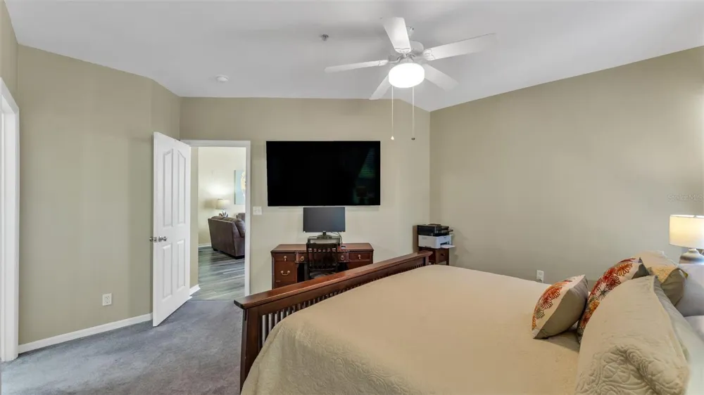 8901 LEGACY COURT #201 Kissimmee, FL 34747