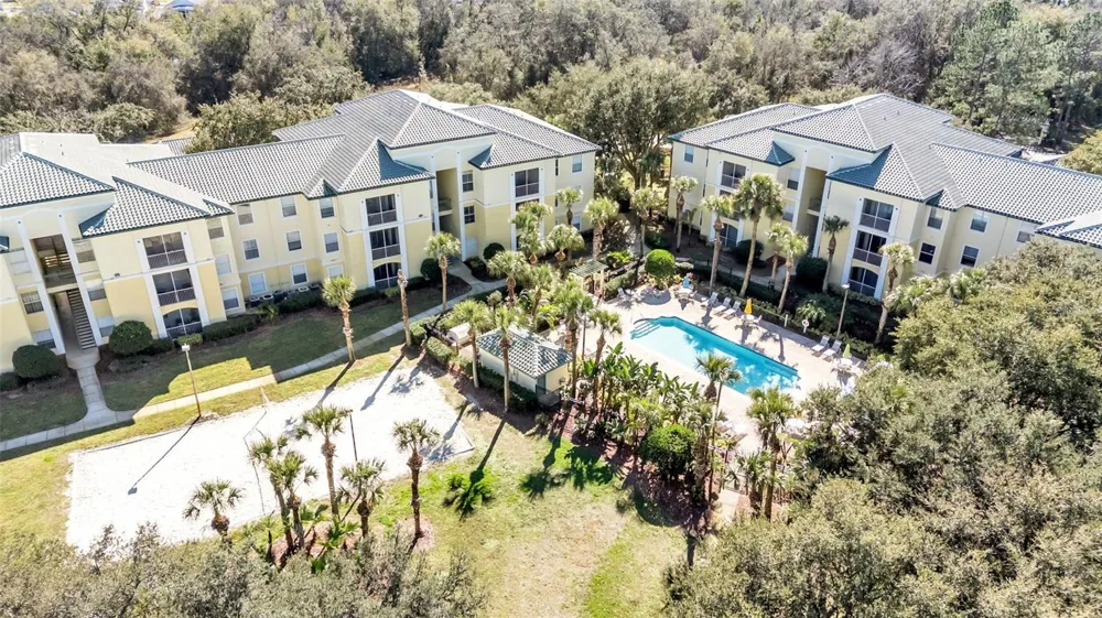 8901 LEGACY COURT #201 Kissimmee, FL 34747