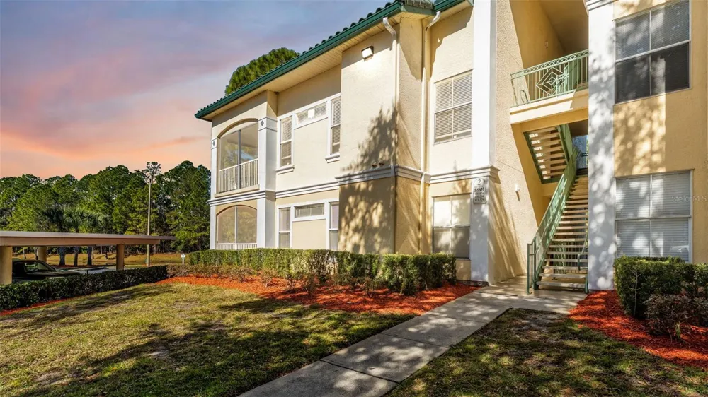 8901 LEGACY COURT #201 Kissimmee, FL 34747