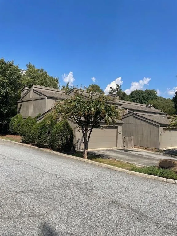 232 A Northpoint Avenue High Point, NC 27262