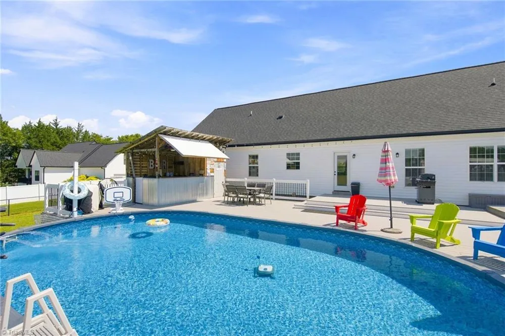 6135 Nc Highway 62 Burlington, NC 27215