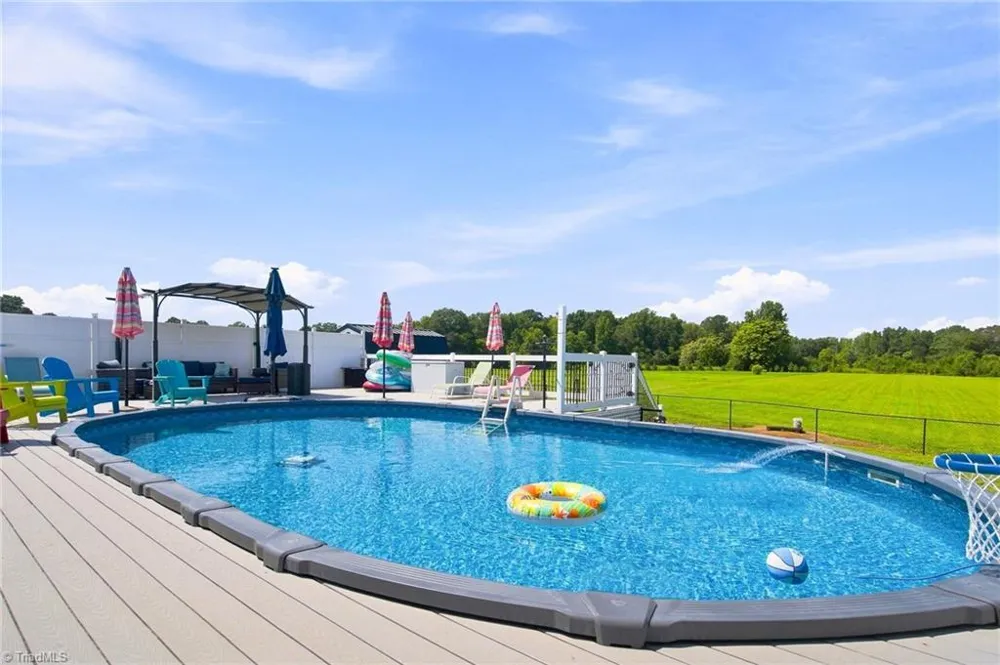 6135 Nc Highway 62 Burlington, NC 27215