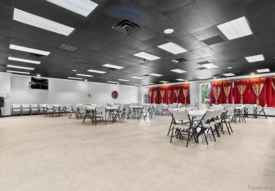 1060 Trowbridge Road East Lansing City, MI 48823