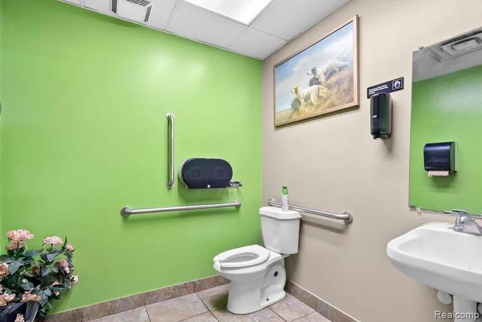 1060 Trowbridge Road East Lansing City, MI 48823