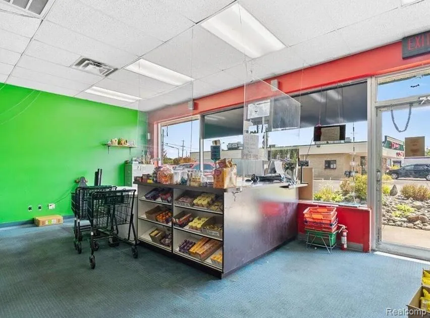 1060 Trowbridge Road East Lansing City, MI 48823