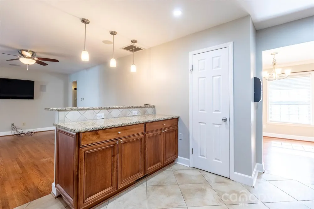 6618 Castlegate Drive Charlotte, NC 28226