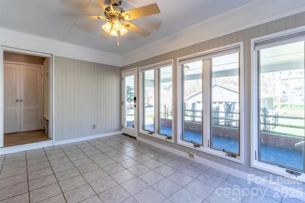 6618 Castlegate Drive Charlotte, NC 28226