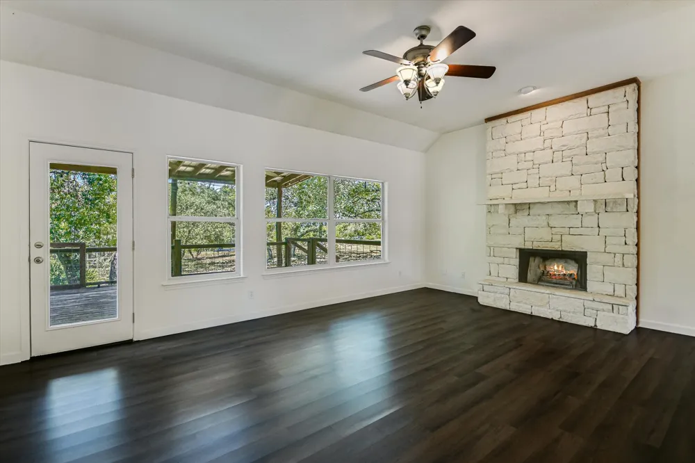 17 Falling Leaf Lane Wimberley, TX 78676