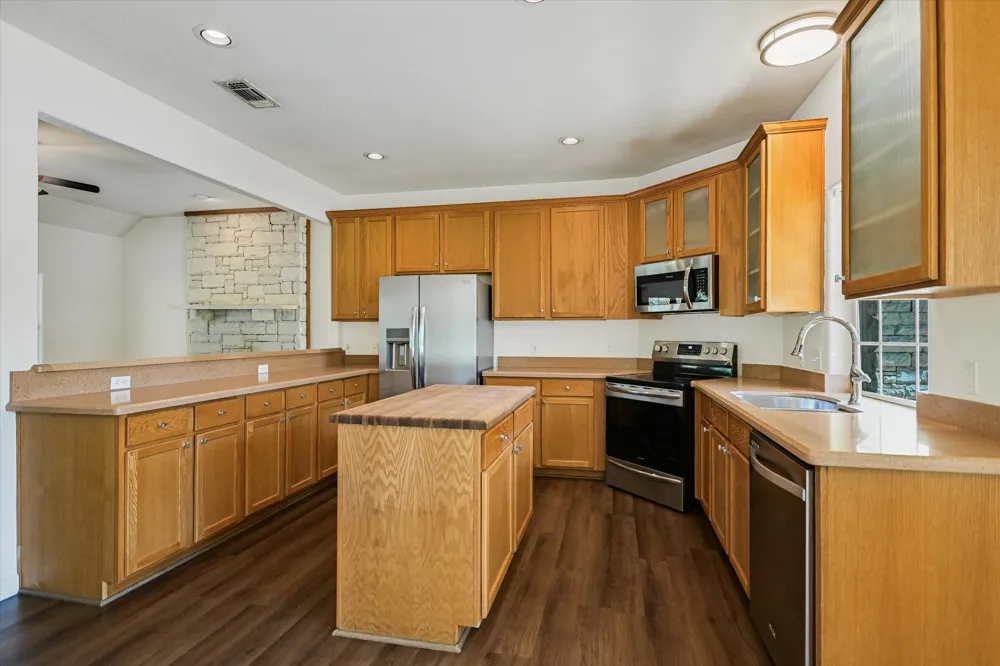 17 Falling Leaf Lane Wimberley, TX 78676