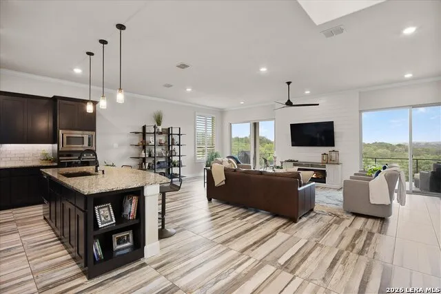 41 W Mariposa Parkway Boerne, TX 78006