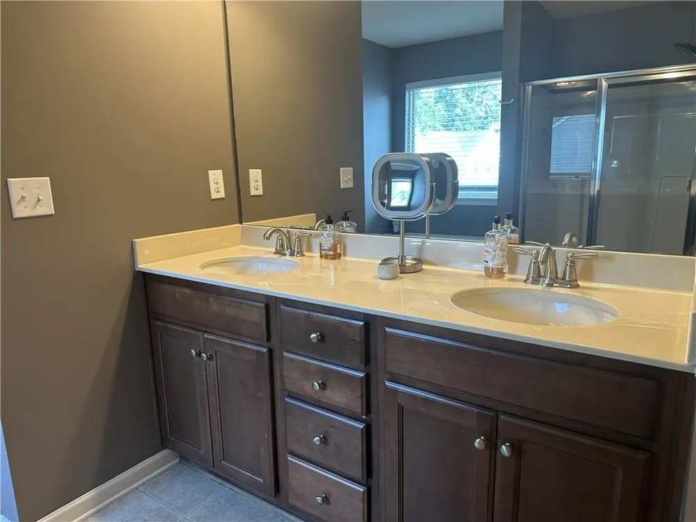 236 Highland Village Lane Woodstock, GA 30188