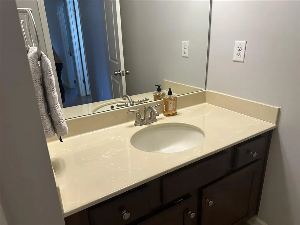 236 Highland Village Lane Woodstock, GA 30188