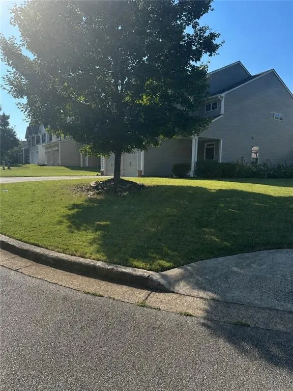 236 Highland Village Lane Woodstock, GA 30188