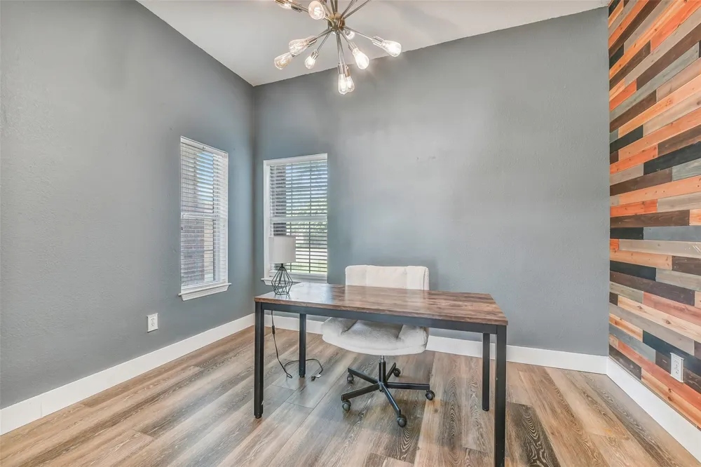 994 Jefferson Street Alvin, TX 77511