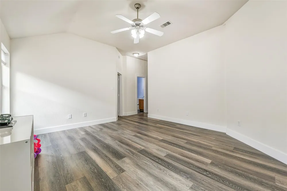 994 Jefferson Street Alvin, TX 77511