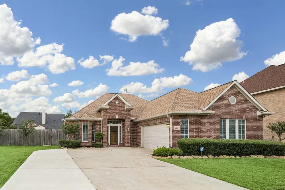 4330 Countrycrossing Drive Spring, TX 77388