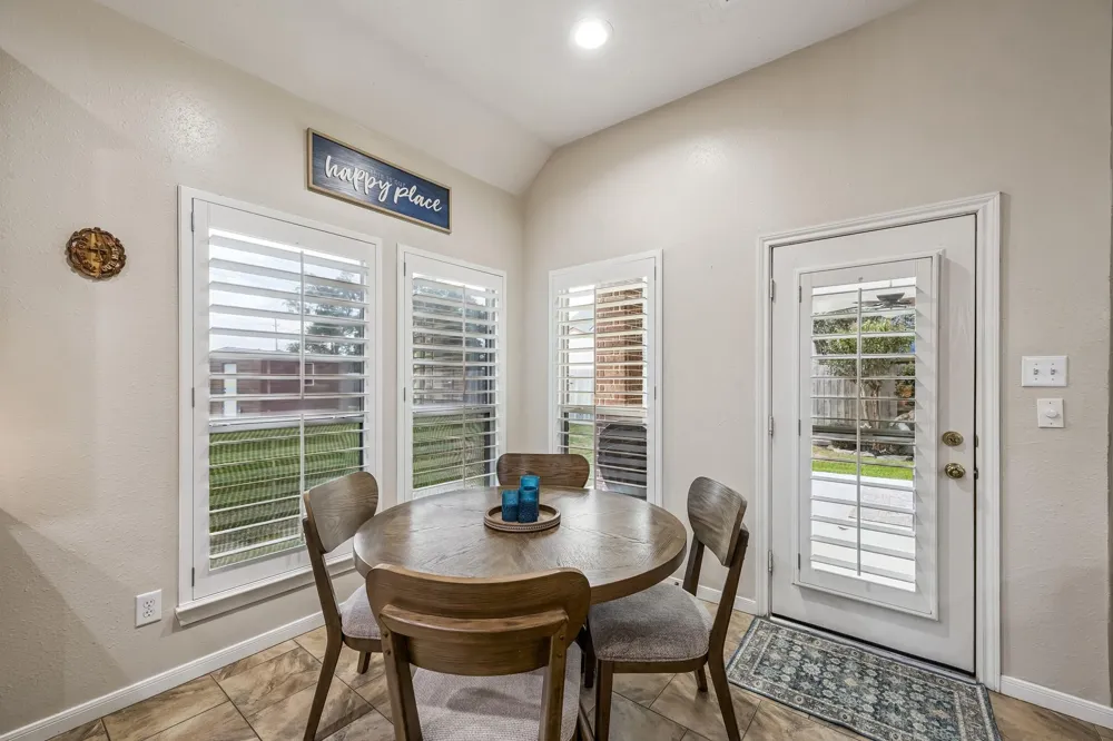 4330 Countrycrossing Drive Spring, TX 77388