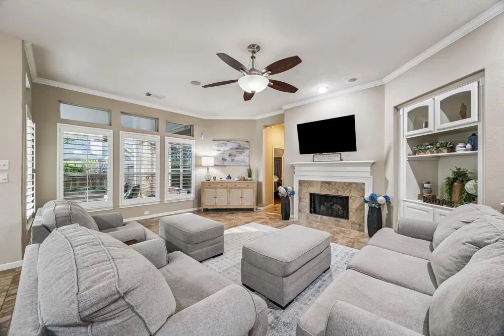 4330 Countrycrossing Drive Spring, TX 77388
