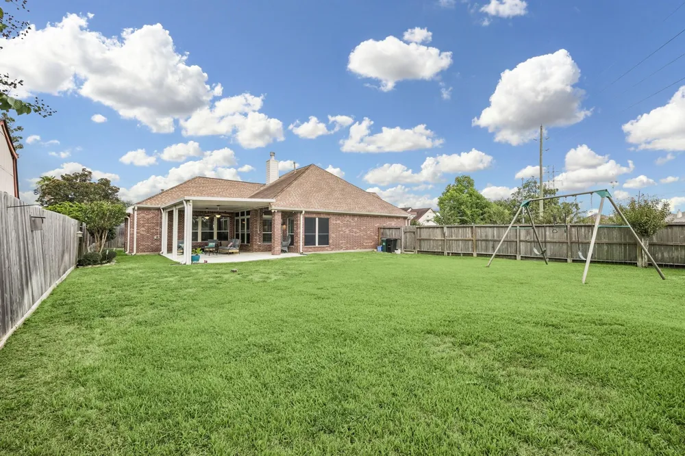 4330 Countrycrossing Drive Spring, TX 77388