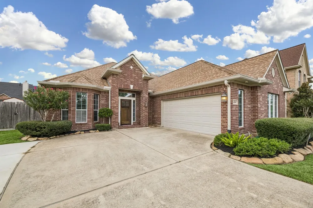 4330 Countrycrossing Drive Spring, TX 77388