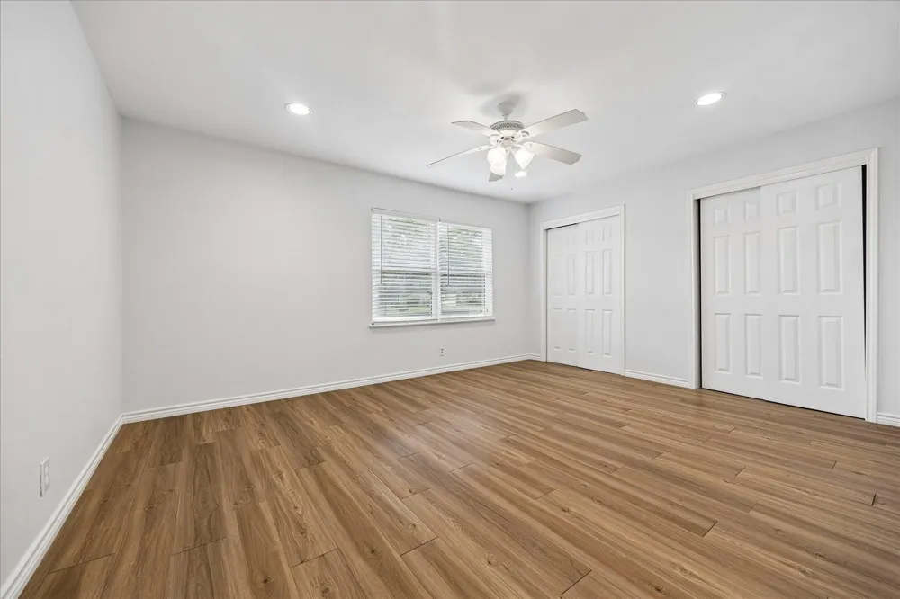 4702 Holly Street Bellaire, TX 77401