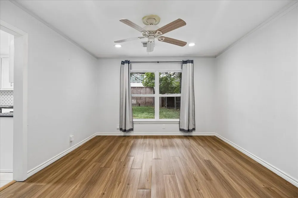 4702 Holly Street Bellaire, TX 77401