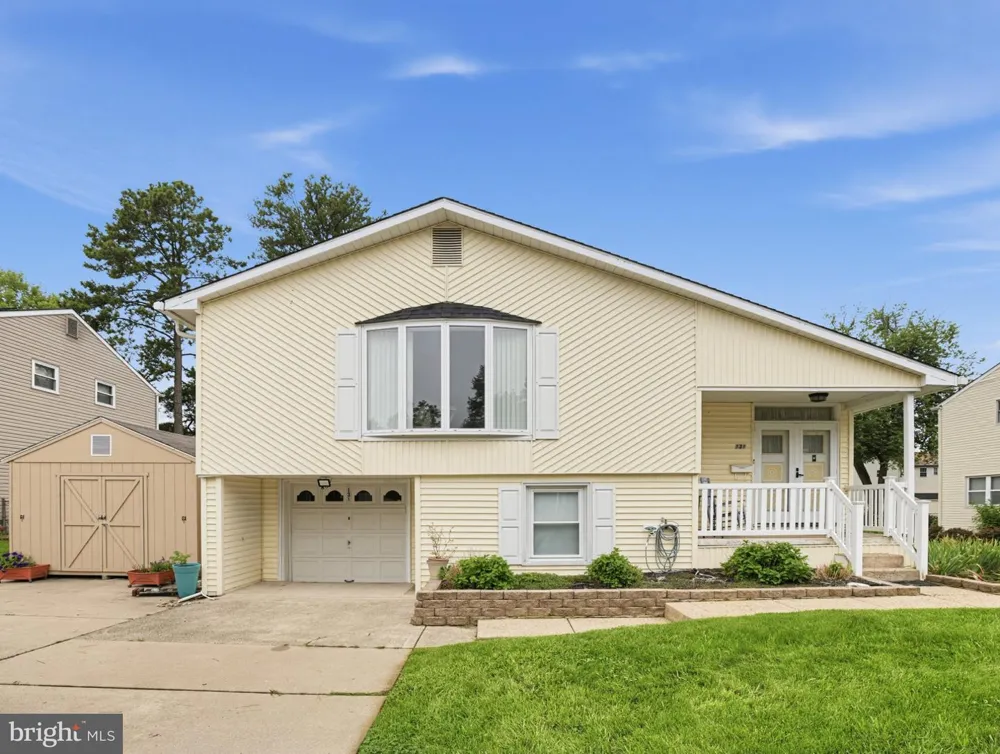 131 JACQUELINE AVENUE Delran, NJ 08075