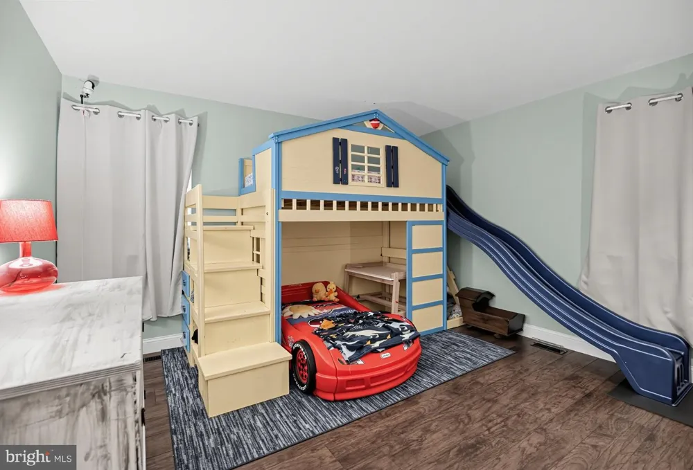 131 JACQUELINE AVENUE Delran, NJ 08075
