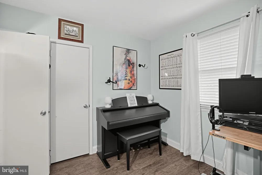 131 JACQUELINE AVENUE Delran, NJ 08075
