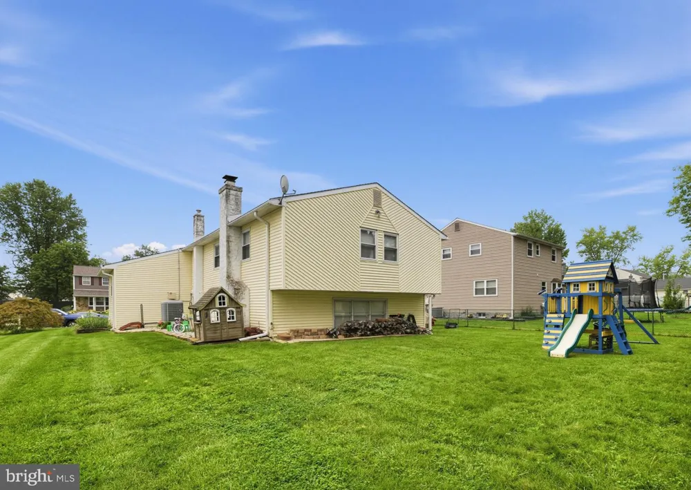 131 JACQUELINE AVENUE Delran, NJ 08075