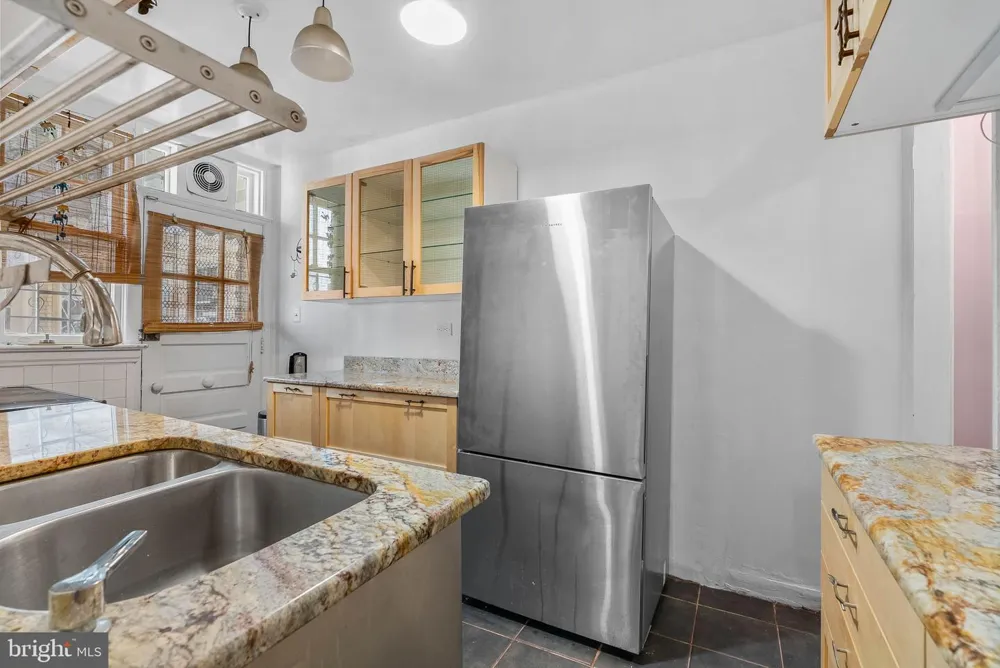 351 S 47TH STREET #B210 Philadelphia, PA 19143