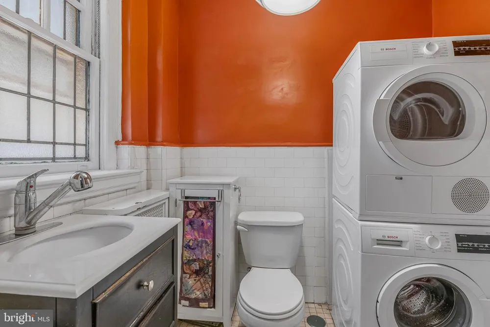 351 S 47TH STREET #B210 Philadelphia, PA 19143