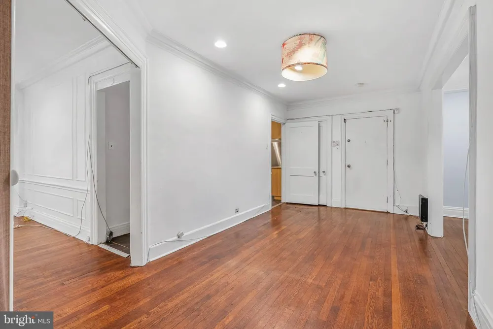 351 S 47TH STREET #B210 Philadelphia, PA 19143