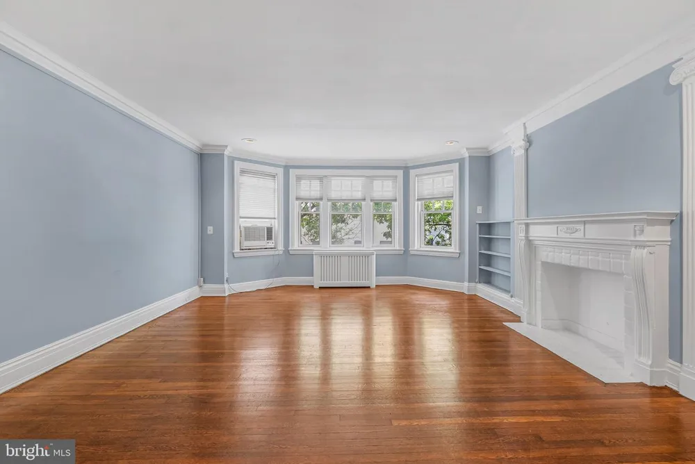351 S 47TH STREET #B210 Philadelphia, PA 19143