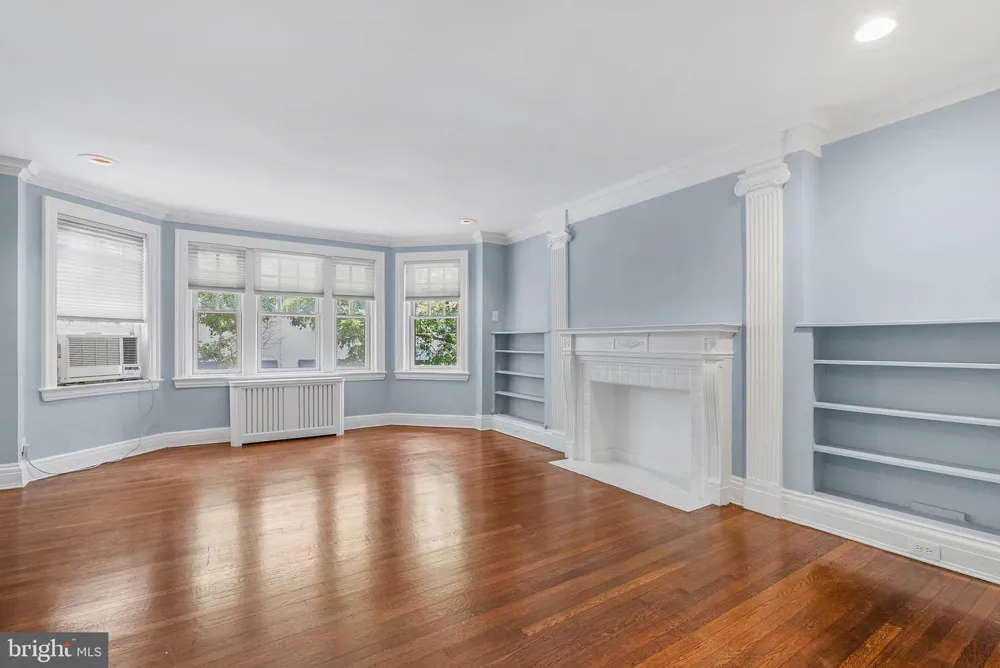 351 S 47TH STREET #B210 Philadelphia, PA 19143