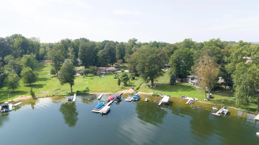 2523 Vanhorn Court Allegan, MI 49010