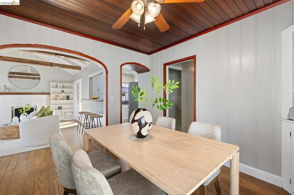 2925 El Monte Ave Oakland, CA 94605