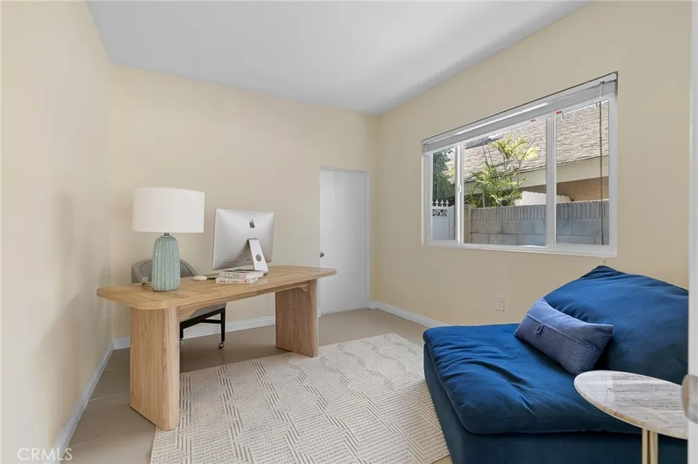 6053 Lawrence Cypress, CA 90630