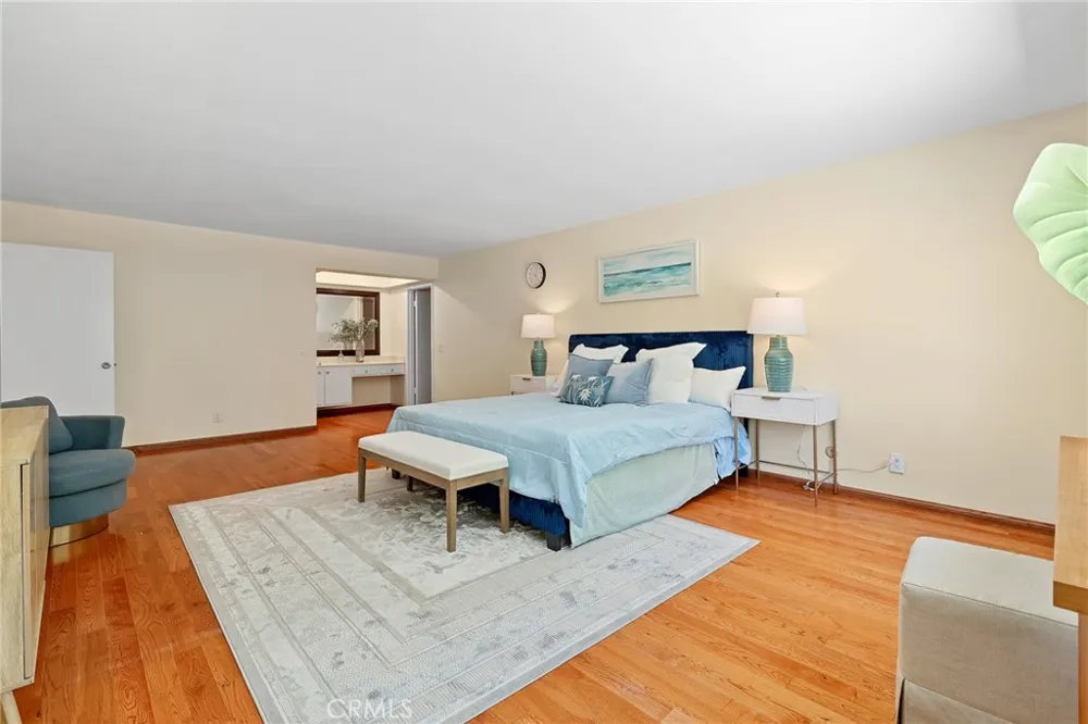 6053 Lawrence Cypress, CA 90630