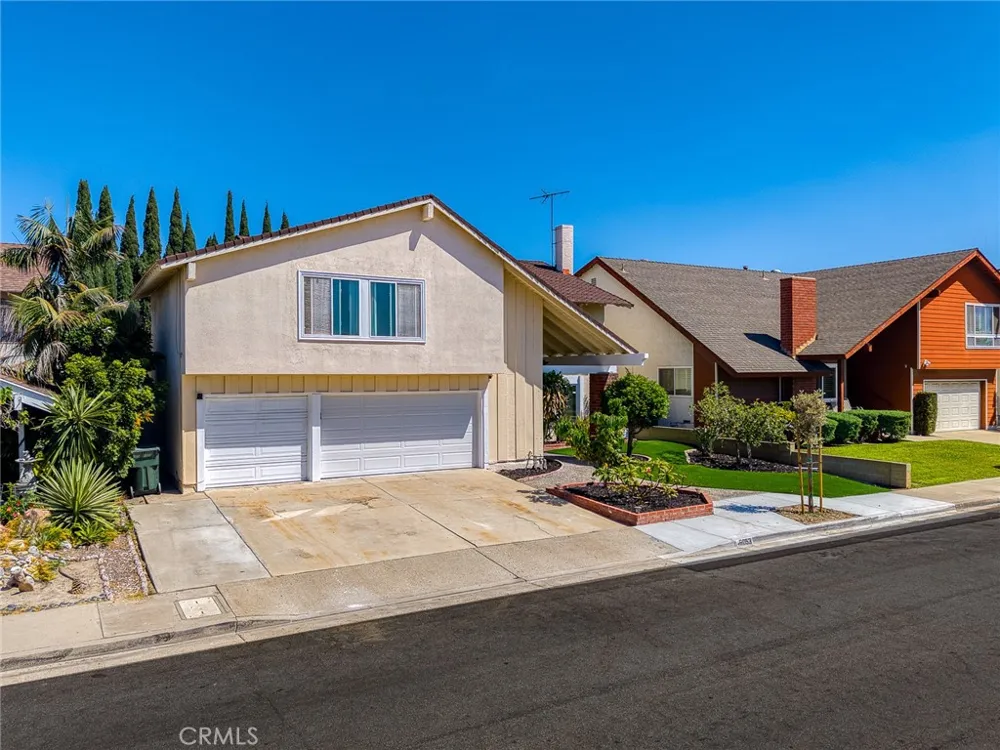 6053 Lawrence Cypress, CA 90630