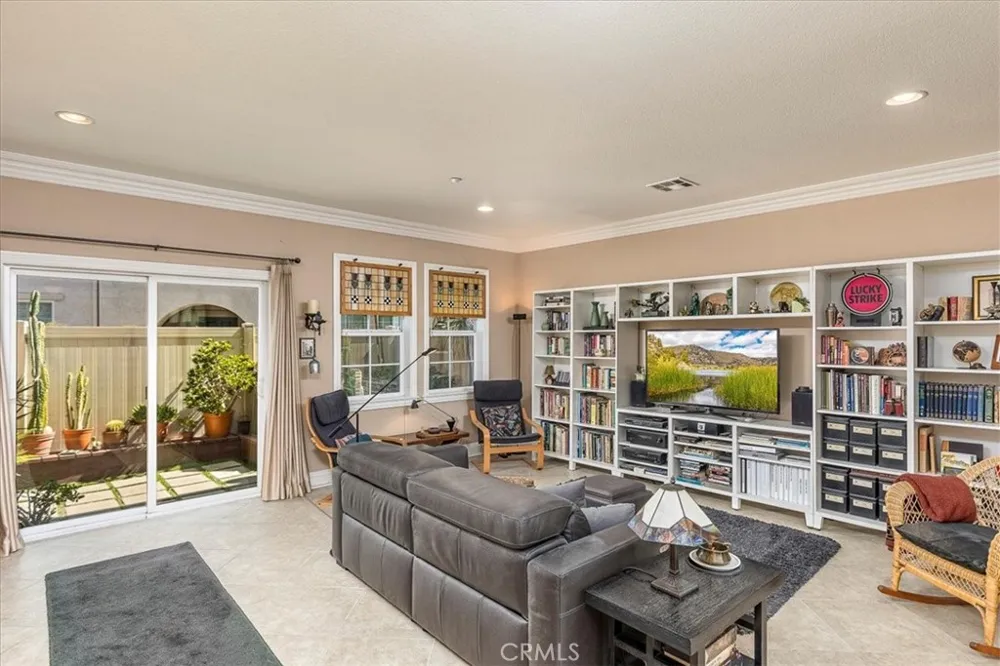 31798 Biagio Way Winchester, CA 92596