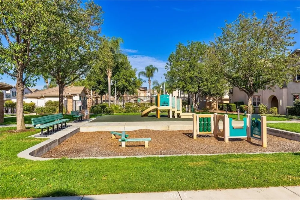 31798 Biagio Way Winchester, CA 92596