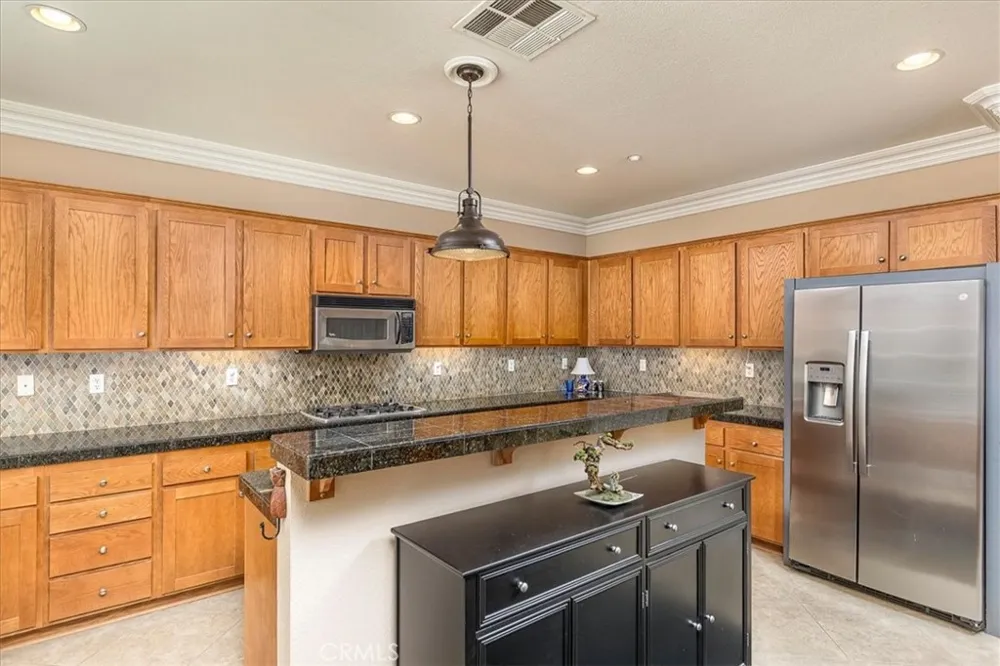 31798 Biagio Way Winchester, CA 92596