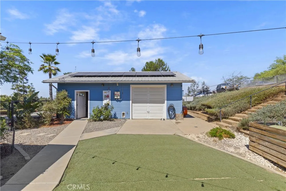 9914 W Lilac Road Escondido, CA 92026