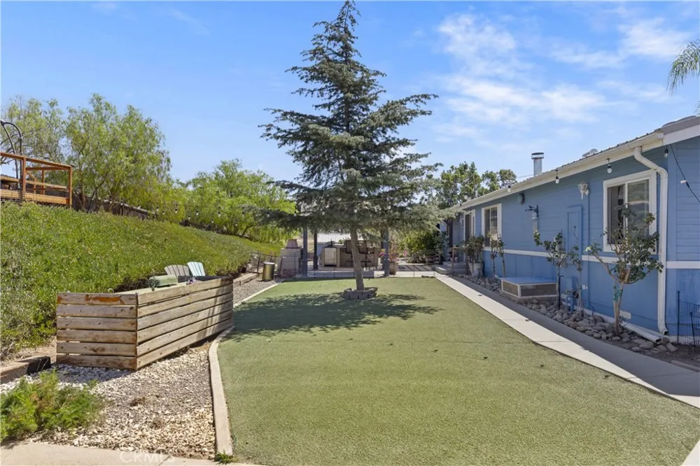 9914 W Lilac Road Escondido, CA 92026