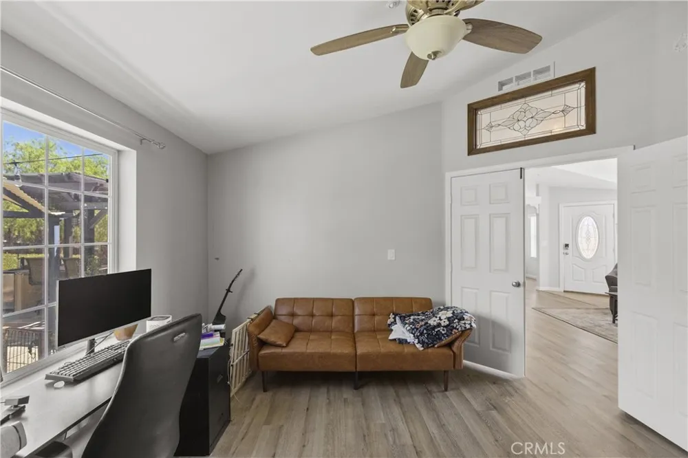 9914 W Lilac Road Escondido, CA 92026