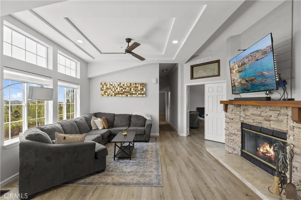 9914 W Lilac Road Escondido, CA 92026