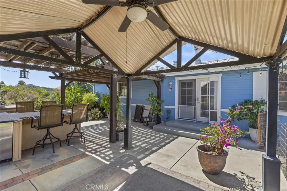 9914 W Lilac Road Escondido, CA 92026
