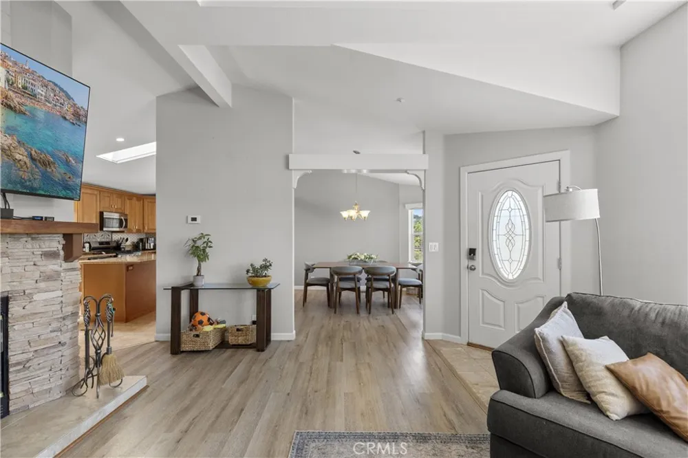 9914 W Lilac Road Escondido, CA 92026