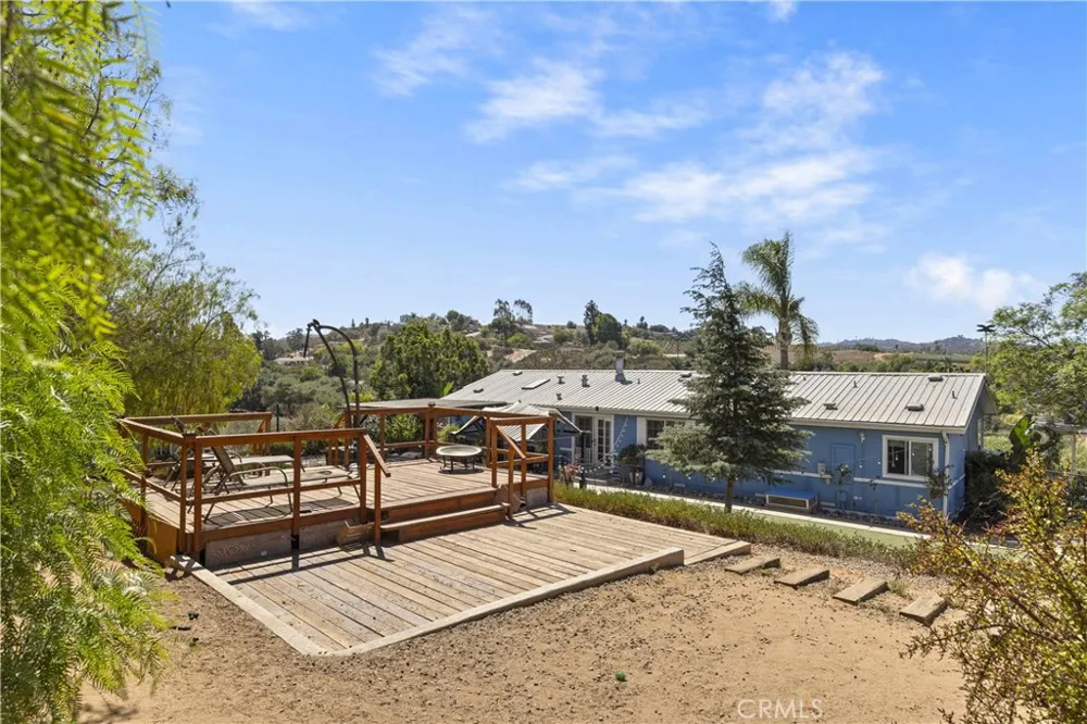 9914 W Lilac Road Escondido, CA 92026